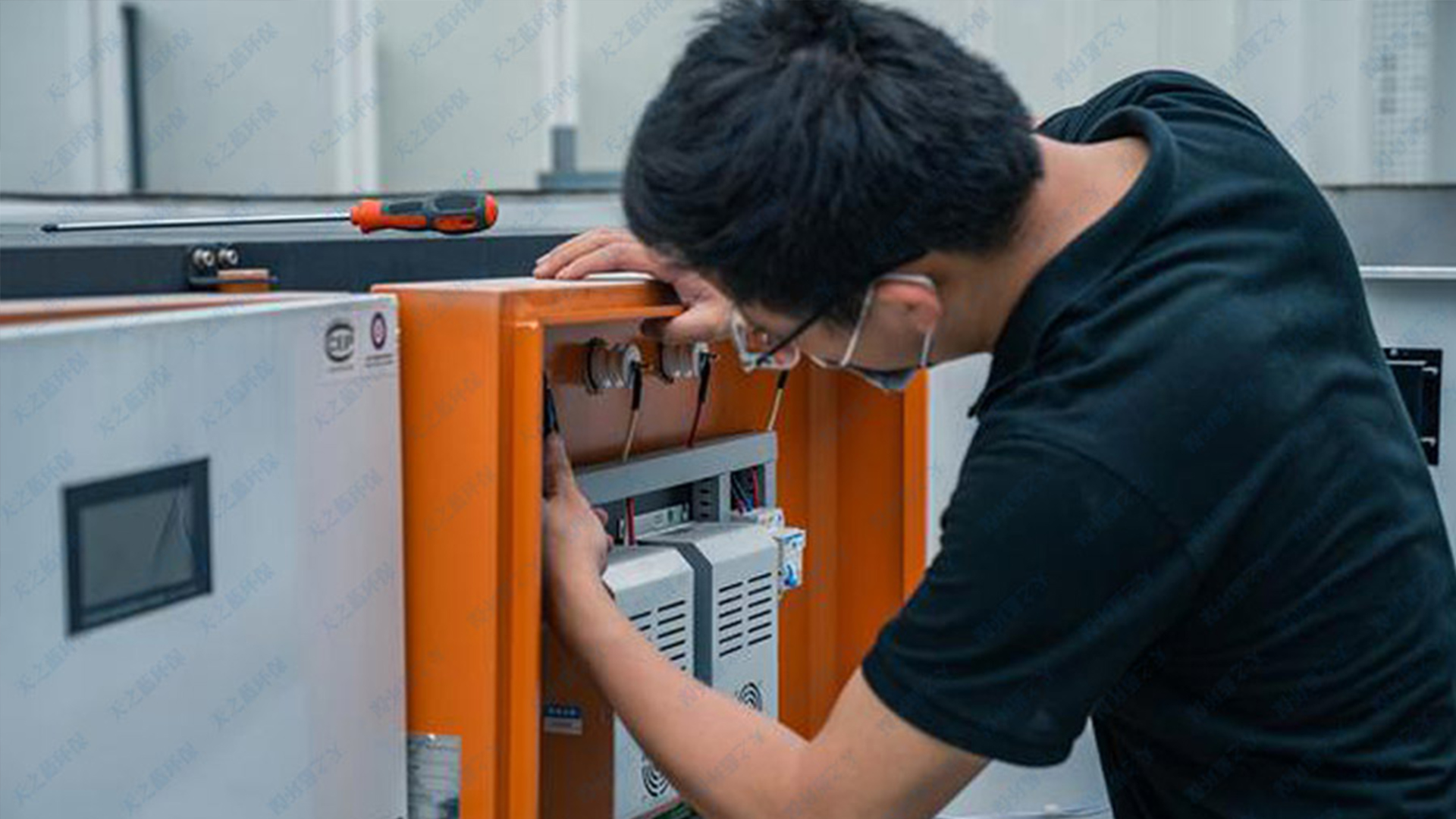 油煙凈化器耗電量大嗎？